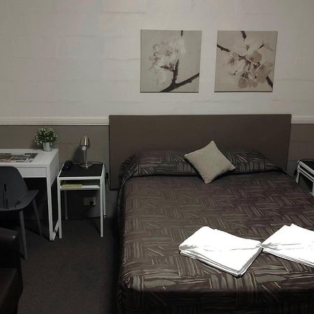 City Motor Inn トゥーンバ エクステリア 写真